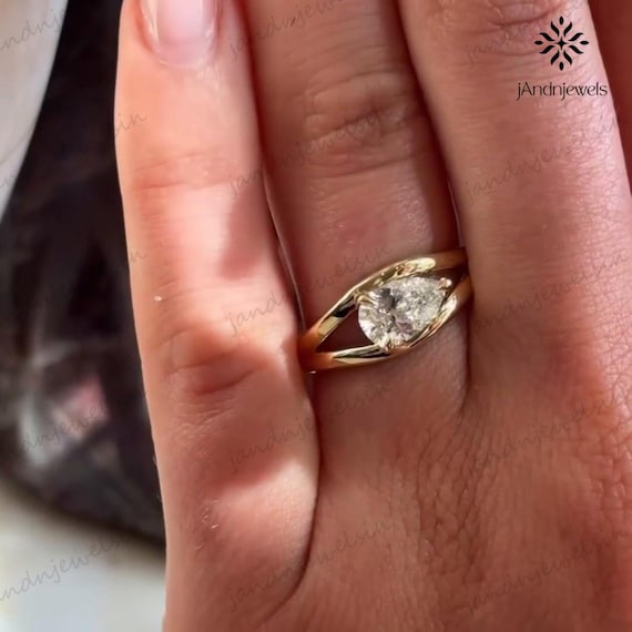 2CT Pear Cut Moissanite Engagement Ring 14K Solid Gold Solitaire Open Bypass Band Minimalist Wedding Ring Unique Christmas Gift