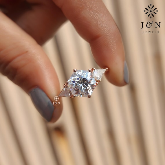 2.50CT Hexagon Cut Moissanite Engagement Ring Three Stone Ring 14K Solid Gold Ring Unique Statement Ring Diamond Ring Wedding Ring