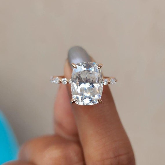 4CT Elongated Cushion Cut Moissanite Engagement Ring 14k Gold Wedding Ring Anniversary Gifts For Her Hidden Halo Solitaire Ring Promise Ring