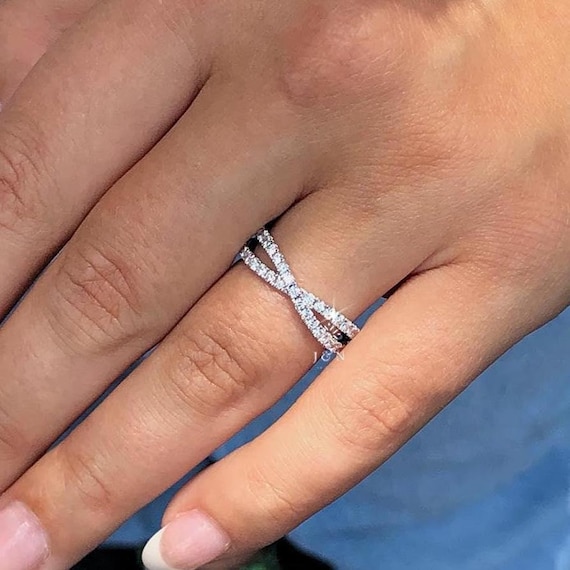 Criss Cross Diamond Ring for Women Dainty Crossover Band Ring Promise Ring Stackable Ring Anniversary Gift Unique Gold Ring for Her