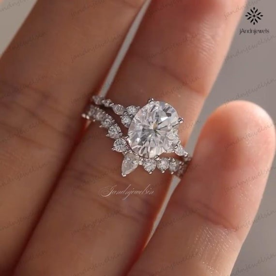 Oval Cut Moissanite Engagement Ring Set Vintage White Gold Ring Set Cluster Pear Diamond Bridal Ring  Set Promise Ring Anniversary Gift
