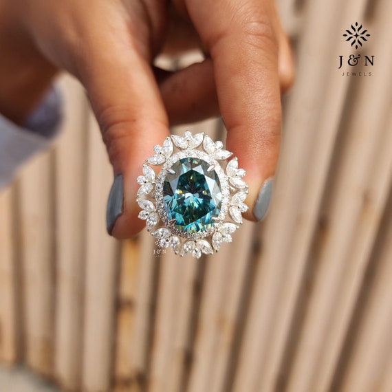 Cyan Blue Oval Moissanite Engagement Ring Vintage Star Brust Double Halo Wedding Ring 18k Solid Gold Anniversary Ring Promise Ring For Her