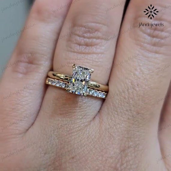 2CT Radiant Cut Moissanite Bridal Set 14K Yellow Gold Engagement Ring with Matching Diamond Band Classic Solitaire Wedding Ring for Women