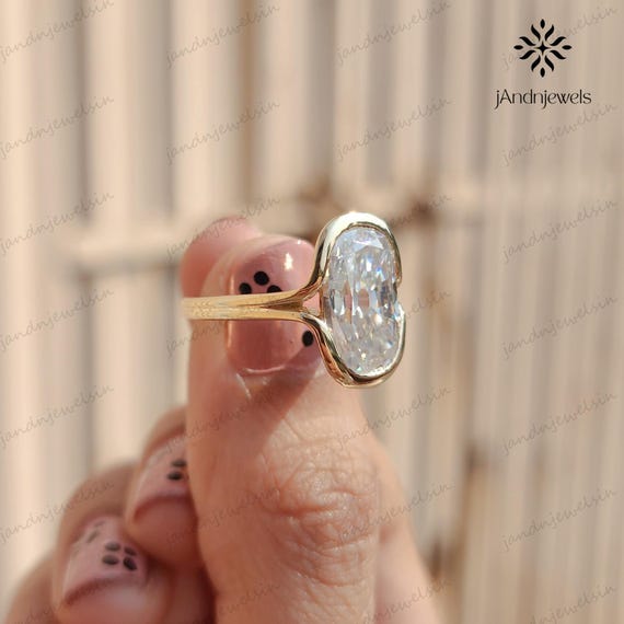 5 CT Vintage Old Mine Cushion Cut Moissanite Ring 14K Gold Engagement Ring Diamond Inspired Wedding Ring Christmas Gift for Her