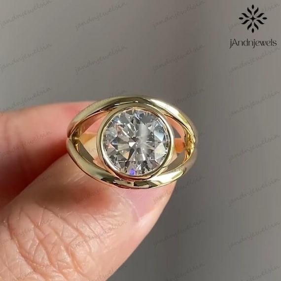 3CT Round Cut Lab Grown Diamond Bezel Set Ring Round Cut Solitaire Ring 18K Solid Gold Split Shank Ring Wedding Ring For Him Proposal Ring