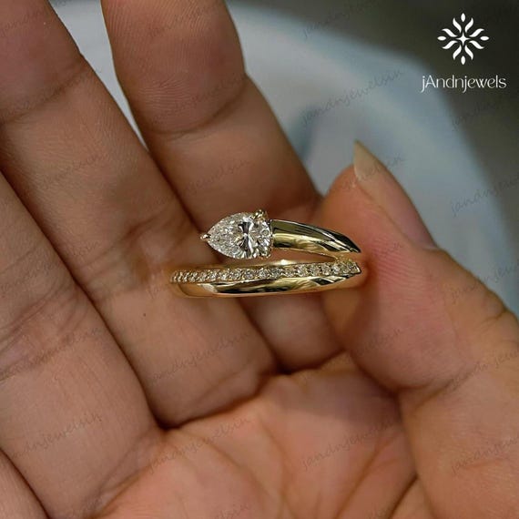1.5CT Pear Cut Moissanite Engagement Ring Unique Pear Bypass Ring 14K Solid Gold Diamond Ring Wedding Ring For Her Anniversary Gifts