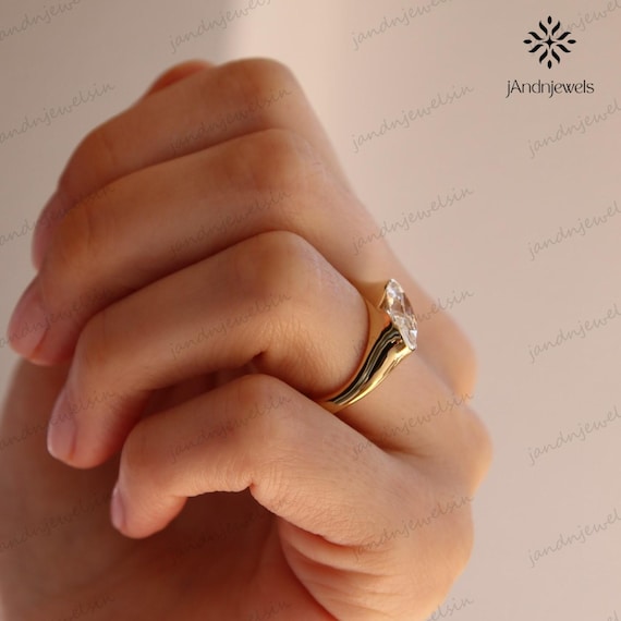 2CT Oval Moissanite Engagement Ring Bezel Set Bypass Solitaire Ring 14K Solid Gold Wedding Ring Anniversary Gift for Her Diamond Ring