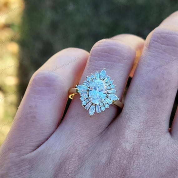 Starburst Oval Moissanite Engagement Ring Oval Cut Diamond Vintage Art Deco Ring 14k Gold Wedding Ring Oval Unique Ring Anniversary Ring