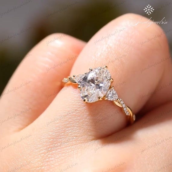 2.5CT Oval Moissanite Engagement Ring Vintage Nature Inspired 14K Gold Unique Wedding Ring Oval Diamond Ring Anniversary Gift Promise Ring