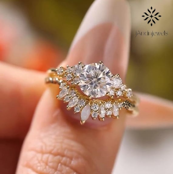 Round Moissanite Engagement Ring Set with Diamond Marquise Cluster Band 14K Gold Vintage Bridal Ring Unique Wedding Ring Anniversary Gift
