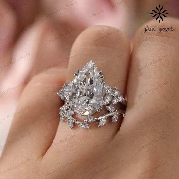 5CT Pear Cut Moissanite Engagement Ring Set Nature Inspired Leaf Vine Wedding Band Unique Diamond Bridal Ring Anniversary Gift for Her