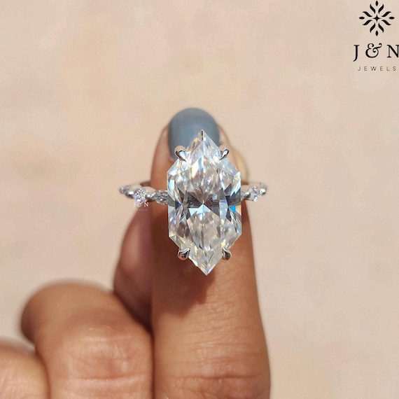 7CT Dutch Marquise Cut Moissanite Engagement Ring Marquise Cut Hidden Halo Ring Anniversary Gifts 14k White Gold Ring Christmas Gifts