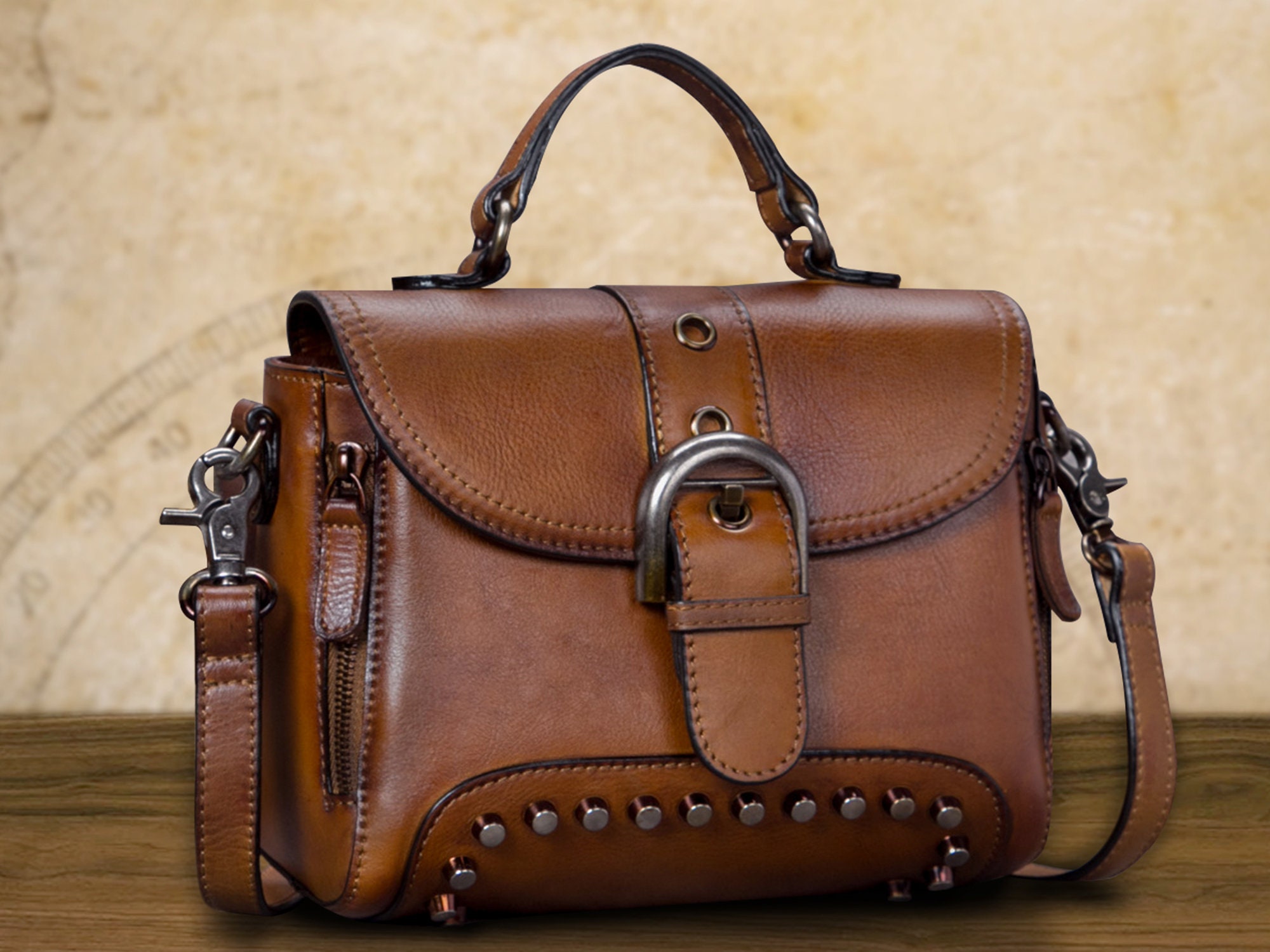 1950s Vintage Snakeskin Bag Brown Exotic leather ref.166665 - Joli Closet