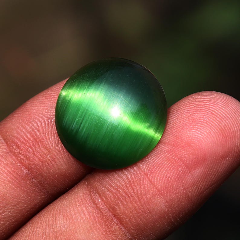 12 Ct Green Cat's Eye Chrysoberyl Gemstone: Natural Brazilian Round Cut ...