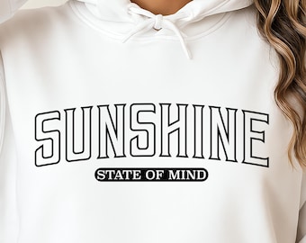 Sunshine State Of Mind SVG、Varsity Sunshine SVG、Sunshine on My Mind SVG、Summer Vibes SVG、レトロ、デジタルダウンロード Png、Svg、Pdf ファイル