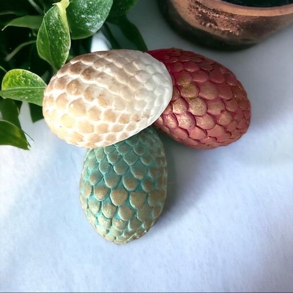 Fondant Dragon eggs, fondant dragon egg, hobbit candle, lord of the rings candle, games of thrones candle, Halloween decor, fall