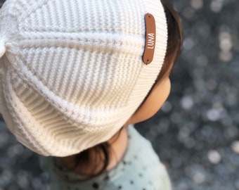 Béret enfant style vintage en lainage pour fille 6 couleurs avec prénom appliqué main en simili cuir camel / LITTLE BERET