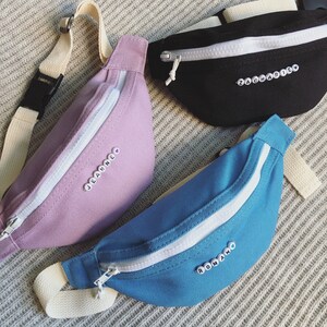 Zipped children's fanny pack with first name or word in beaded letters heart, adjustable shoulder strap, 7 colors / LITTLE BANANAKID image 6