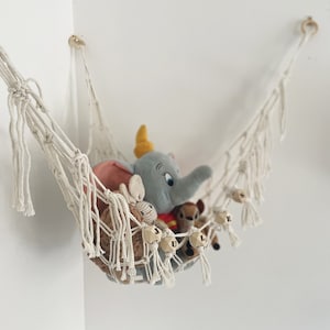 Filet de rangement en macramé mural pour peluches, hamac à franges perles en bois décoration bébé enfant personnalisé prénom / LITTLE HAMAC image 6