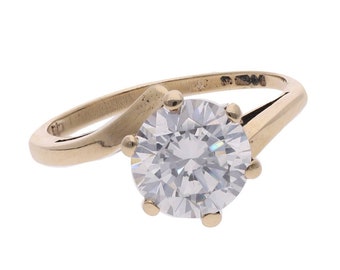 9ct Gold Cubic Zirconia Solitaire Twist Ring,  Size J.