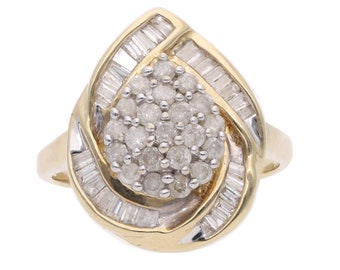 9ct Gold and Diamond Cluster Ring, Size R 1/2.