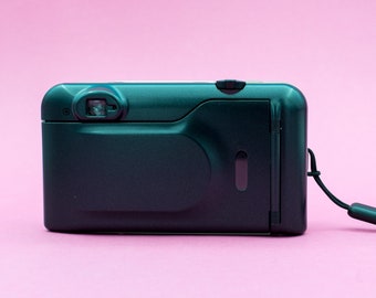 1990 年代の Konica Z-up 70 スーパー 35 mm フィルム カメラ