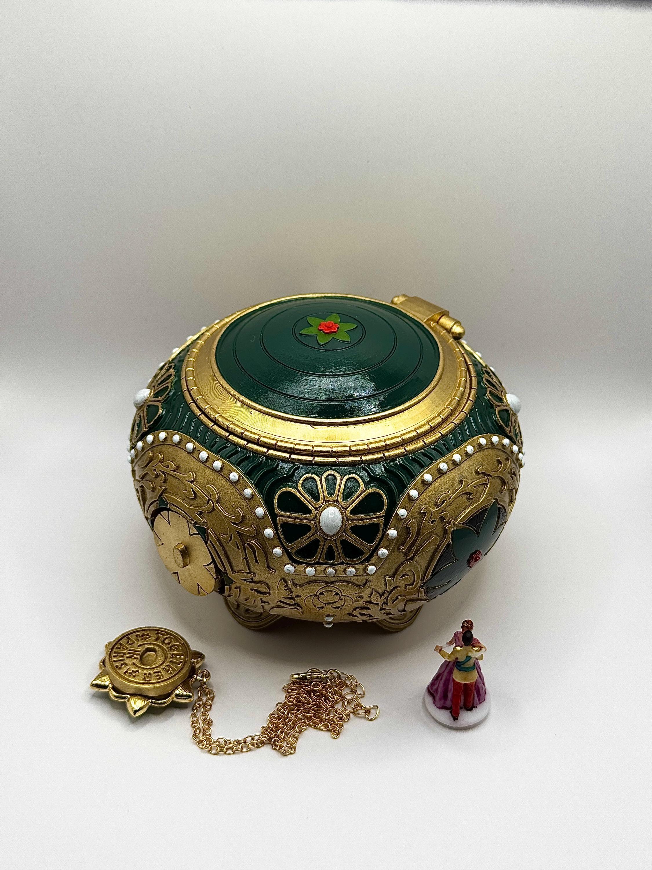 2025年モデル。アナスタシア オルゴールジュエリー「Once Upon a