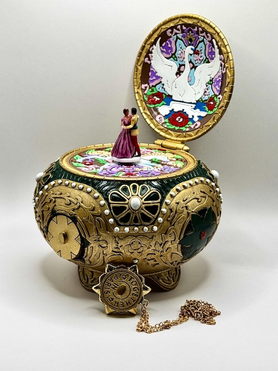 在庫1点 ミュージカル アナスタシア あの日の12月 海外直輸入 オルゴール 在庫1点 ミュージカル アナスタシア あの日の12月 海外直輸入