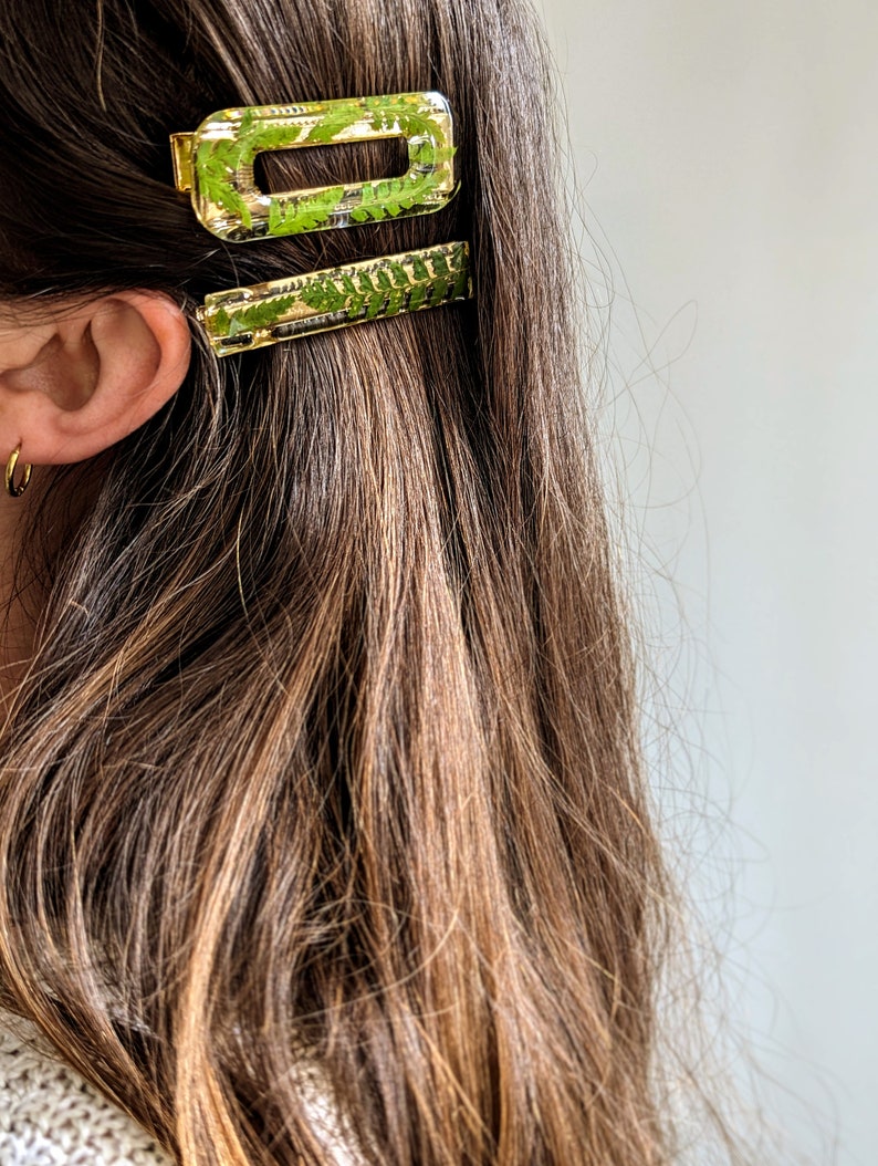 barrettes à cheveux crocodiles résine époxy et naturelle fougère et fleurs fait main image 5