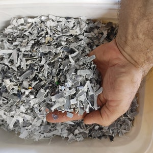 1kg Shredded Recycled Plastic Polypropylene PP, 5 Gray