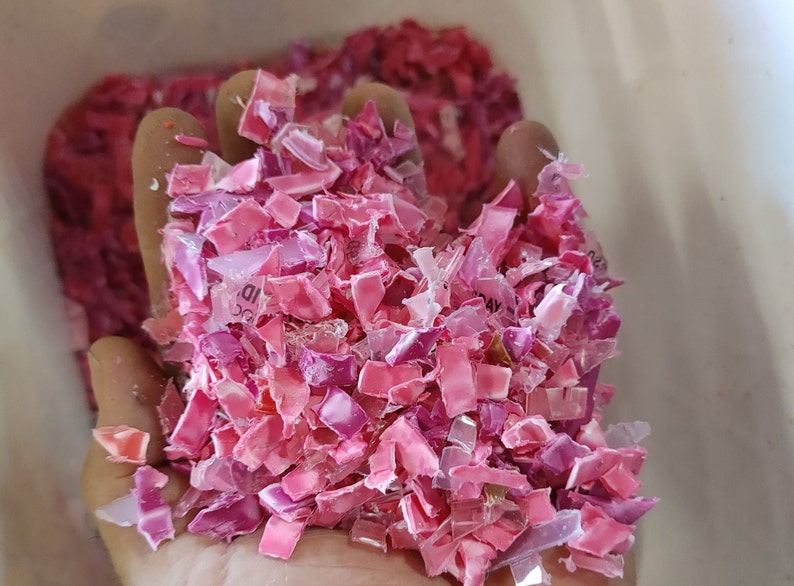 1kg Shredded Recycled Plastic Polypropylene PP, 5 Pink
