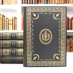 Set of 7 Antique French Collecrion Books / Gallimard / Jules
