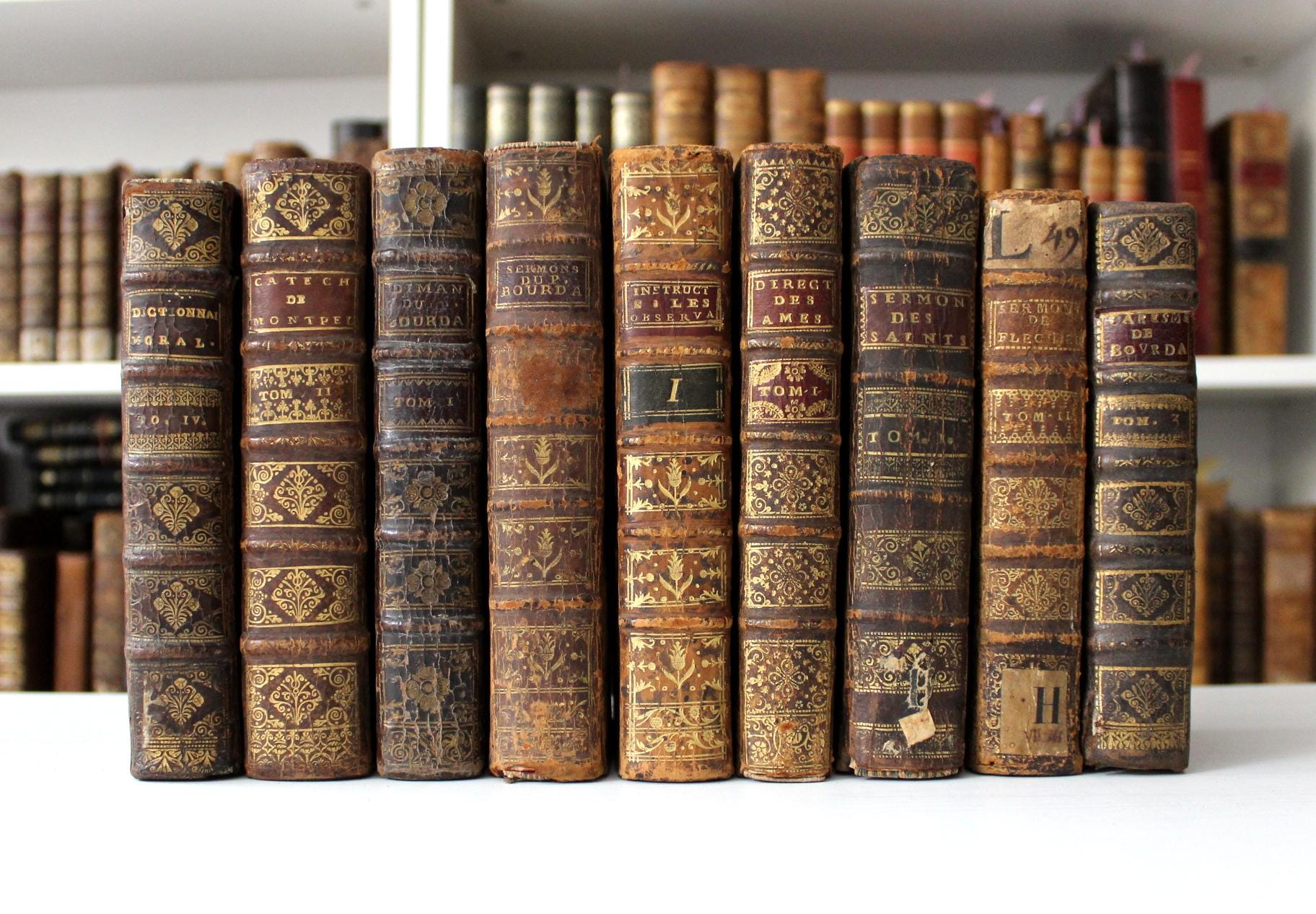 ❤１７０年前❤【フランス・高級アンティーク洋書】４冊セット⭐️革製⭐️希少 アンティークのフランス製革装丁本：1700年代初頭のキリスト教テキスト