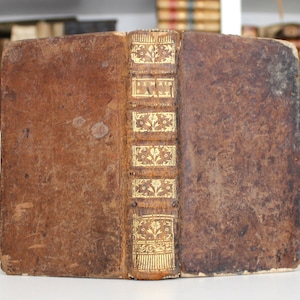 Antico Messale della Settimana Santa del 1749: libro di preghiere di rito romano, latino e francese
