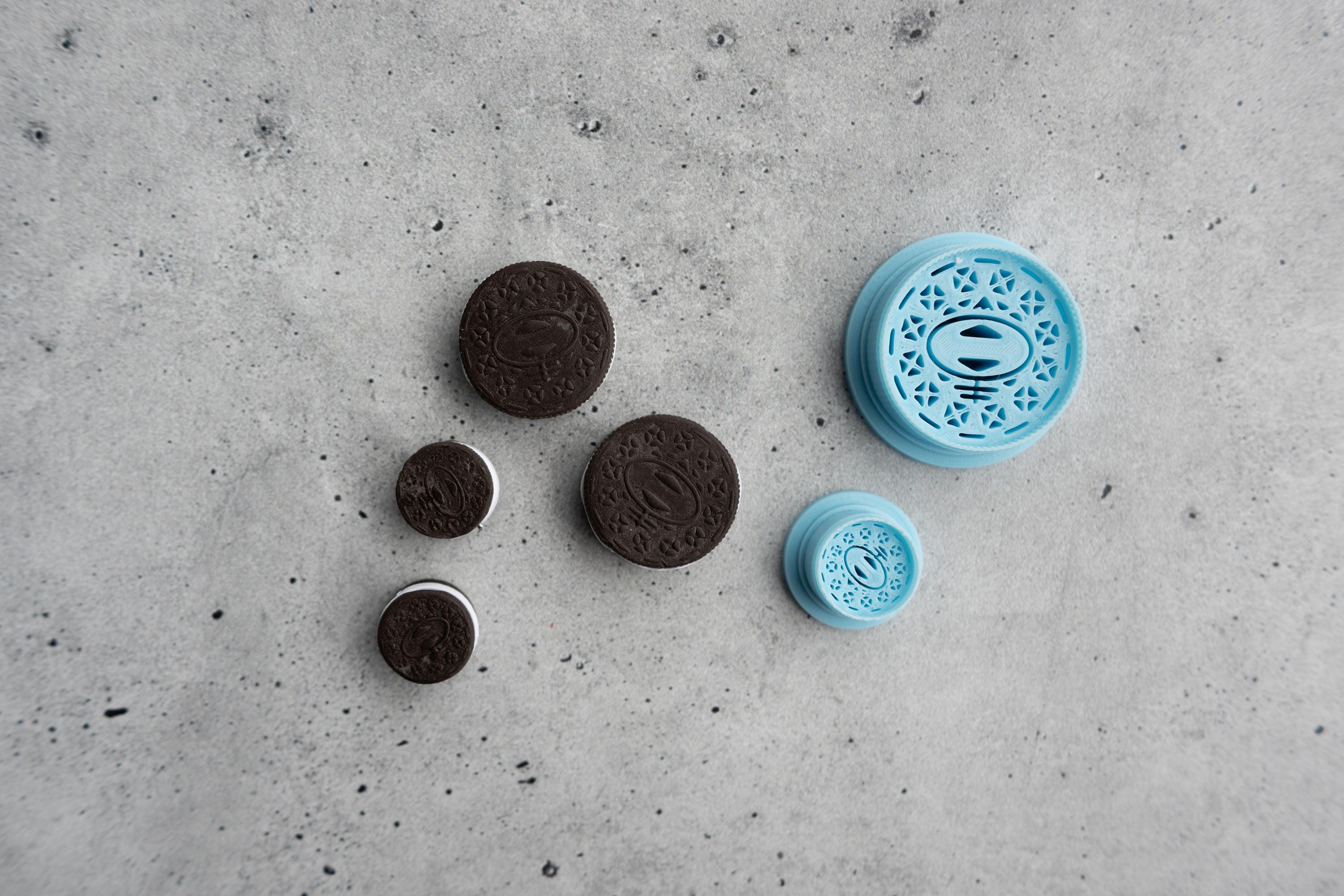 oreo cookie lollipop molds