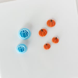 Pumpkin Stud