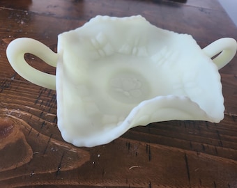 Fenton Vaseline Uranium Satin Handled Butterfly Ruffled Dish Candy Trinket GLOWS ug7