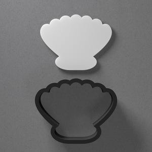 Boucle d'oreille et emporte-pièce en pâte polymère, coquillage et palourde, outil de poterie