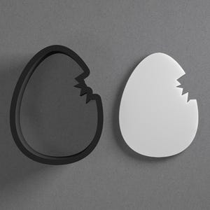 Orecchino in pasta polimerica a forma di guscio d'uovo rotto e tagliabiscotti, strumento per ceramica