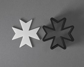 Pendiente de cruz de Malta de arcilla polimérica y cortador de galletas, herramienta de cerámica