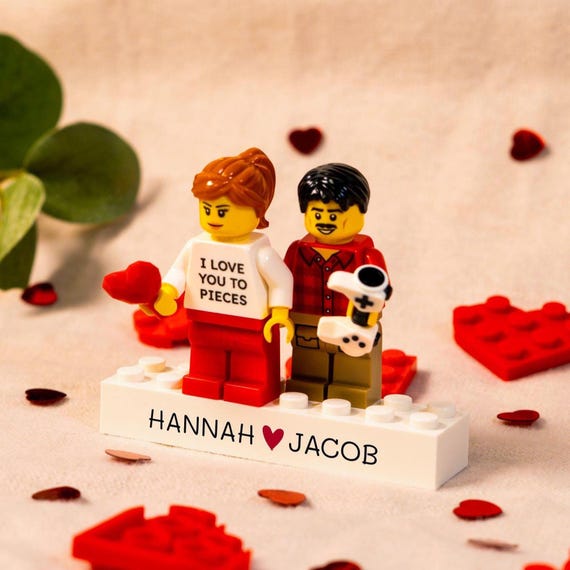 Valentine’s LEGO® Brick Minifig Couple Gift: Personalised Custom Figures