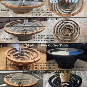 Peut inclure: Ensemble de quatre tables basses de diff&eacute;rentes tailles, chacune avec un design en spirale unique. La table XL mesure 110 cm de long, 90 cm de large et 37 cm de haut. Les tables ont des plateaux en verre et des bases en bois.
