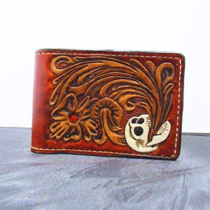 Handmade Leather Tooled Skull Bifold Wallet Tan