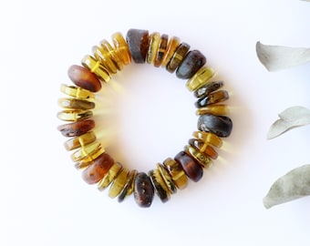Massive green color Baltic amber bracelet, natural genuine amber bracelet for adult, massive lemon fashion amber bracelet, amber gift idea