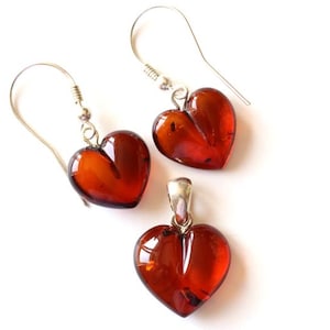 Amber set, hart barnsteen oorbellen, barnsteen hanger, natuurlijke Baltische barnsteen, barnsteen sieraden, kersen barnsteen sieraden, sieraden set, edelsteen sieraden set