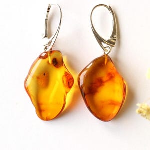 Clear Amber Earrings, Sterling Silver, Natural Baltic Amber, cognac Amber Earrings, Amber Jewelry, Amber Earrings, Natural Shape Earrings