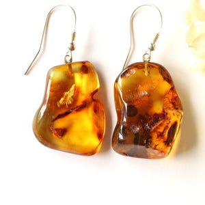Natural shape clear amber earrings, natural baltic amber jewelry, rectangle shape dangle amber earrings, boho style organic amber jewelry