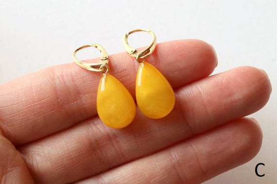 Natural Butterscotch Amber Drop Earrings Natural Butterscotch Amber Drop Earrings