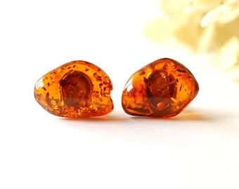 Cognac amber stud earrings, small amber earrings, cognac amber beads, genuine Baltic amber, minimalist style amber earrings, gem earrings