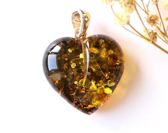 Dark shiny Baltic amber heart pendant, love heart shape amber pendant, green lemon gemstone jewelry, amber pendant with glitters,amber gift